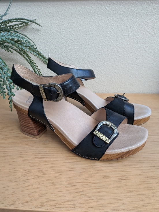 Dansko Shoes - Dansko Anna Black Leather Western Heeled Comfort Sandals Size 39 (8.5 - 9)